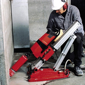 Perfuração em laje na Penha