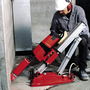 Serviço de furo para aquecedor em Socorro