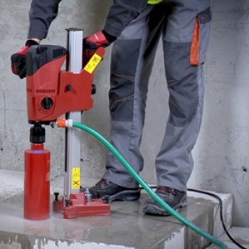 Serviço de perfuração em concreto em Água Funda